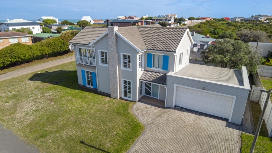 3 Bedroom Property for Sale in Franskraal Western Cape